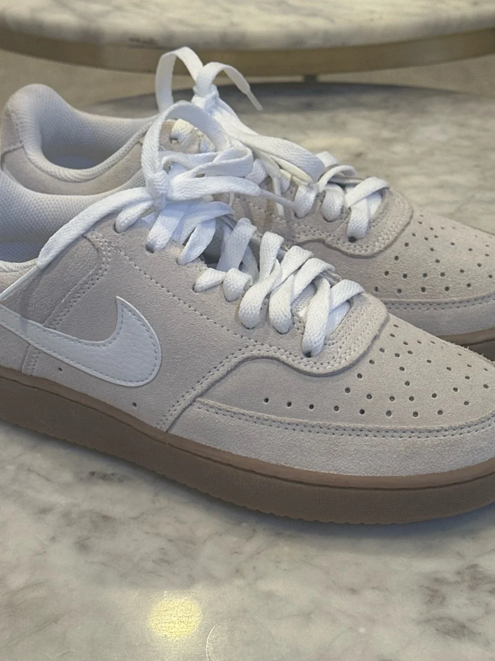 Nike women’s Court borough low sneakers in cream & white. BRAND NEW WITH TAG.